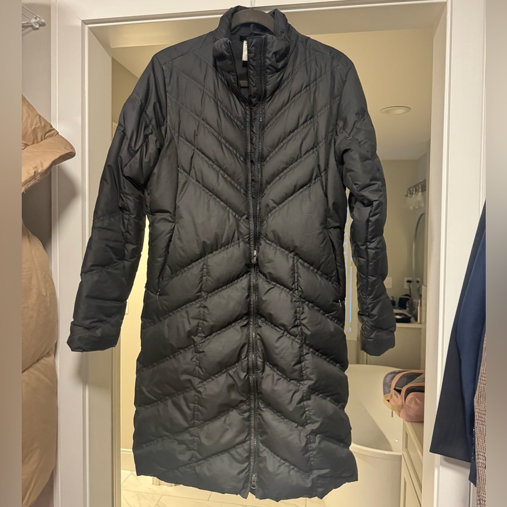 Patagonia parka, size M